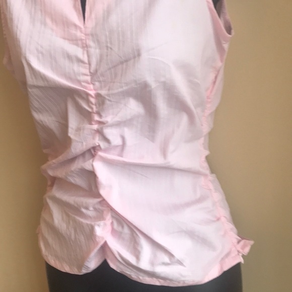 3 for $35 Cute. Ruched blouse 🕉 - Picture 6 of 6